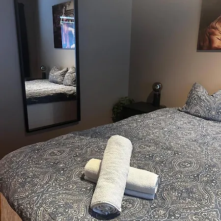 Lägenhet Modern With Balcony Available Aug 24-27 Ons Stavanger